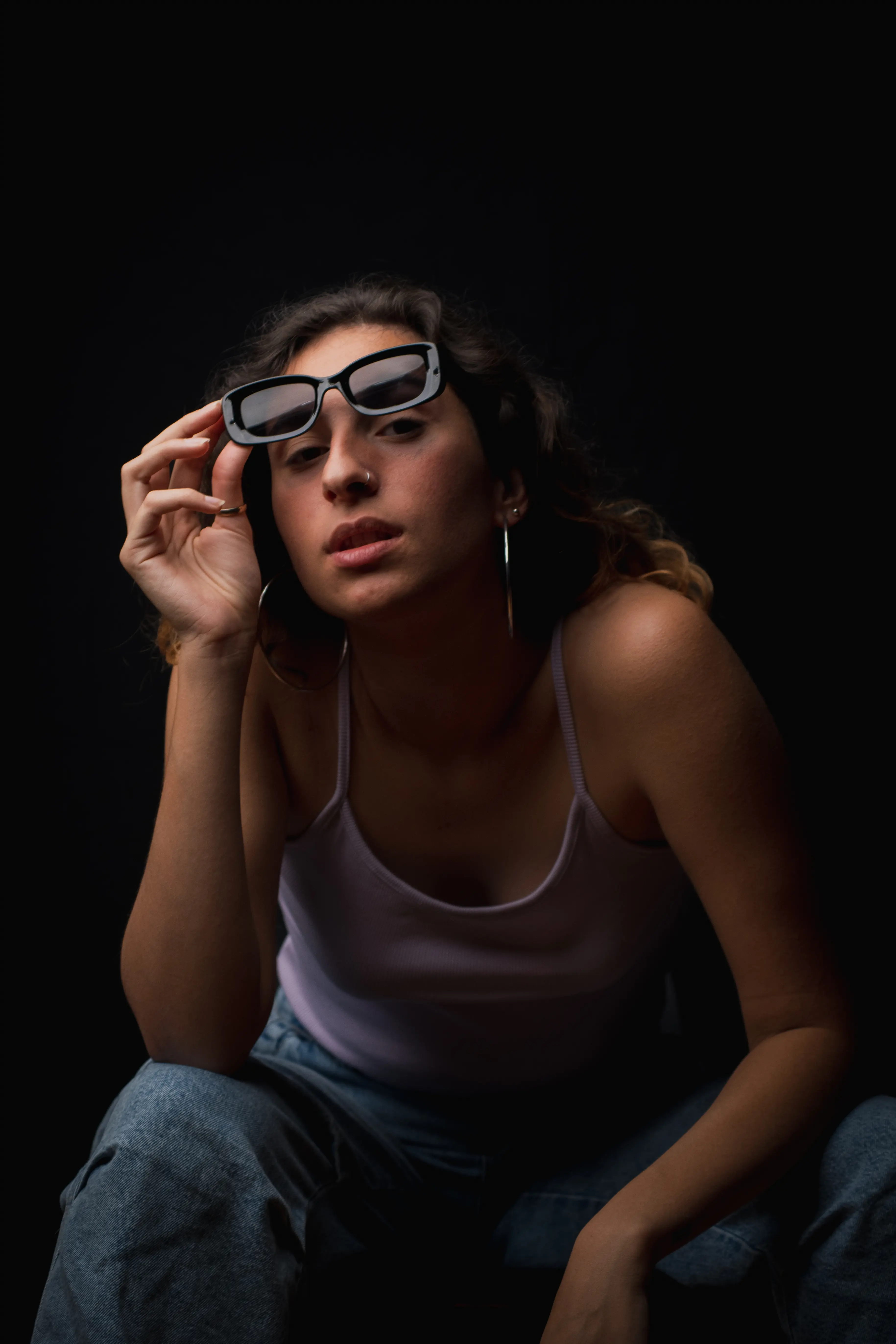 Femme enlevant ses lunettes - jyp-production - photographe strasbourg alsace
